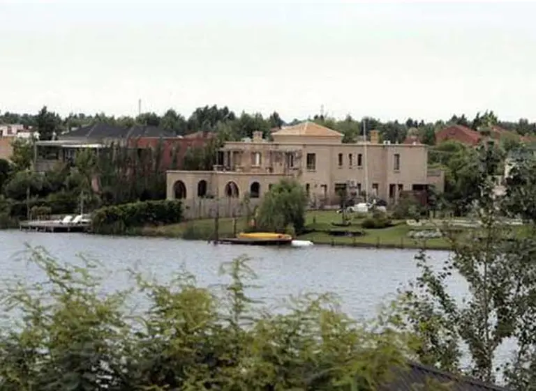 ¿Quiénes son los dueños de las casas de Nordelta dañadas por el avión del ex dueño de LAPA?