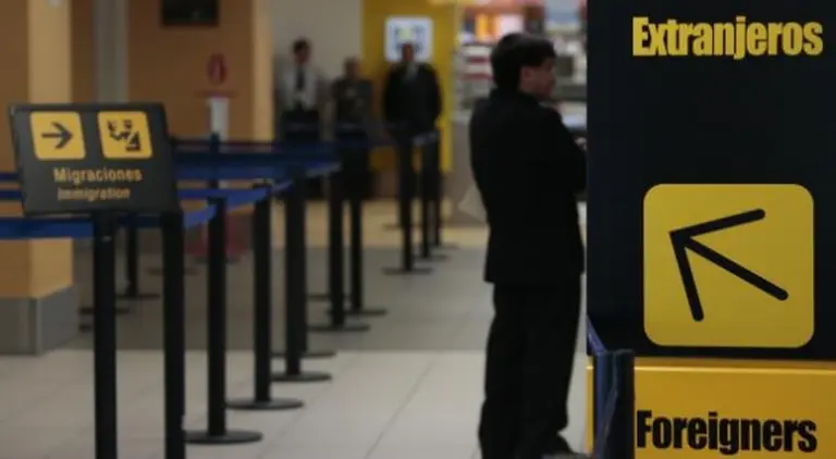 Más de 800.000 extranjeros se radicaron en la Argentina desde 2004