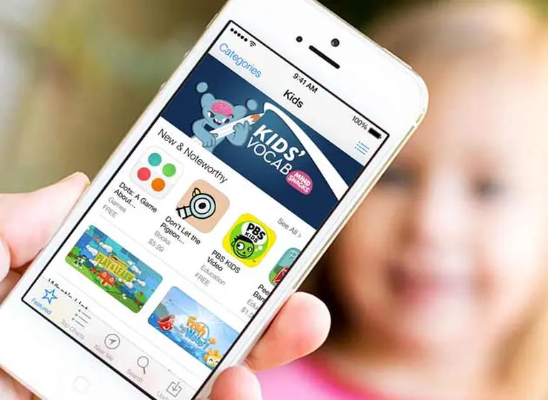 ¿Cuándo le doy un celular a mi hijo?: consejos para una pregunta cada vez más temprana