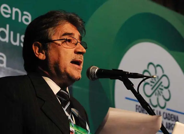 Enrique Szewach podrí­a asumir como director del Banco Nación