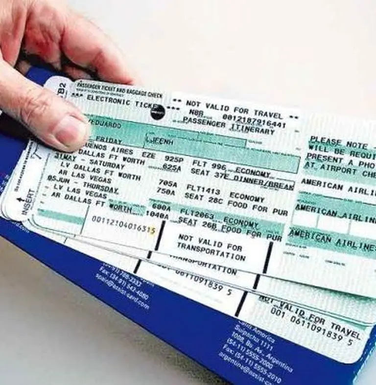 American Airlines anunció que cancelará las reservas hechas con "manipulación"