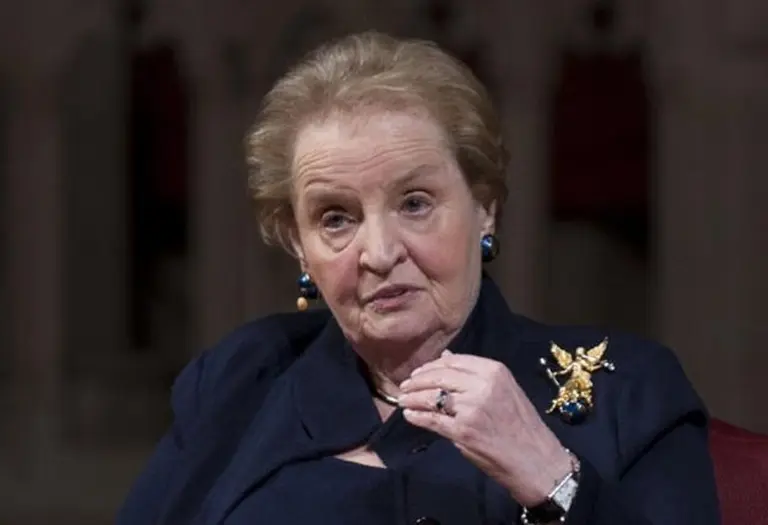 Consultora señalada por Cristina reconoció que fue contratada por los buitres para negociar con Argentina