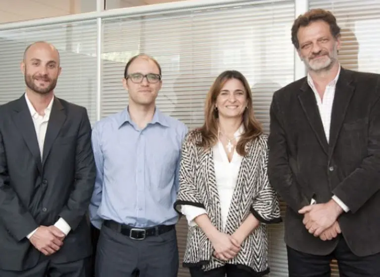 El Gobierno financia becas en vinculación tecnológica para estudiar en Oxford