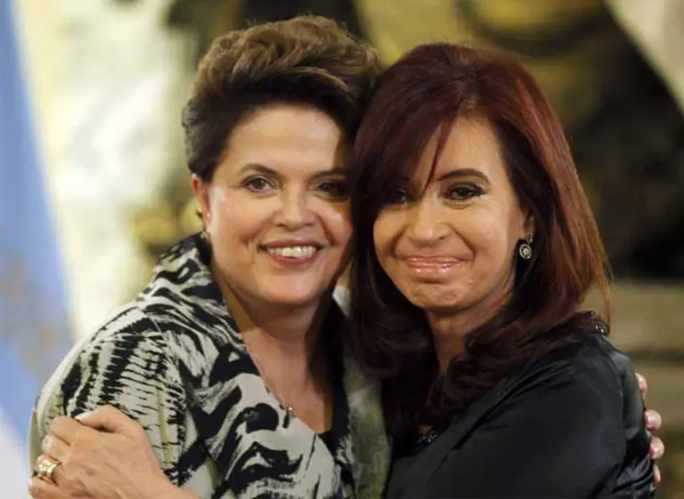 Con ayuda de Dilma: Cristina apuesta a la persuasión de la brasileña para el planteo "antibuitres" en el G20