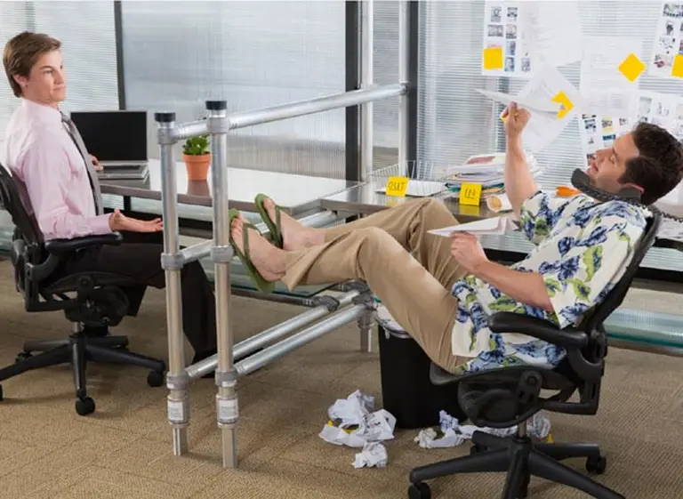 Vida laboral: ¿cómo lidiar con el "efecto contagio" de un empleado improductivo?