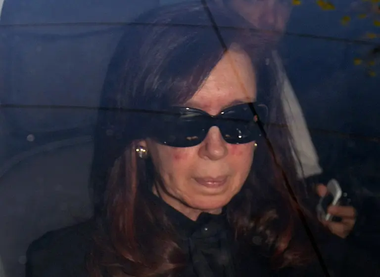 ¿En qué consiste la sigmoiditis, enfermedad que sufre la Presidenta, y cómo será el tratamiento?