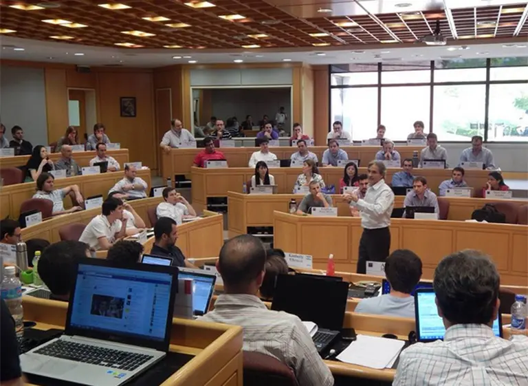 IAE Business School lanza un nuevo programa ejecutivo de marketing digital