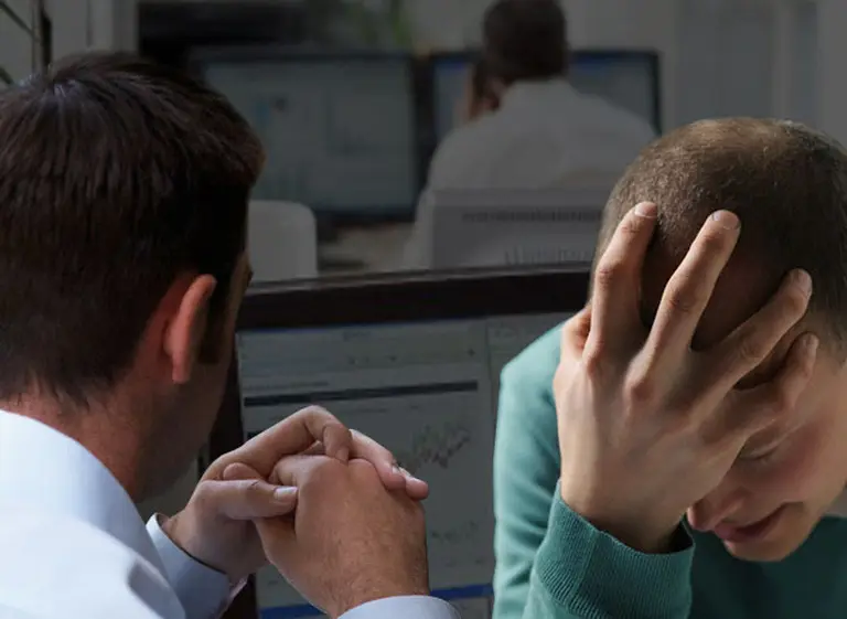 Enfermedad silenciosa: ante el temor a perder el empleo, quienes sufren depresión tratan de ocultarla