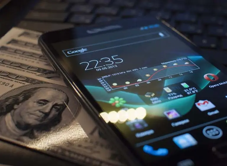 Inversores del sector telco quieren venir al paí­s pero aún tienen dudas sobre la marcha de la economí­a