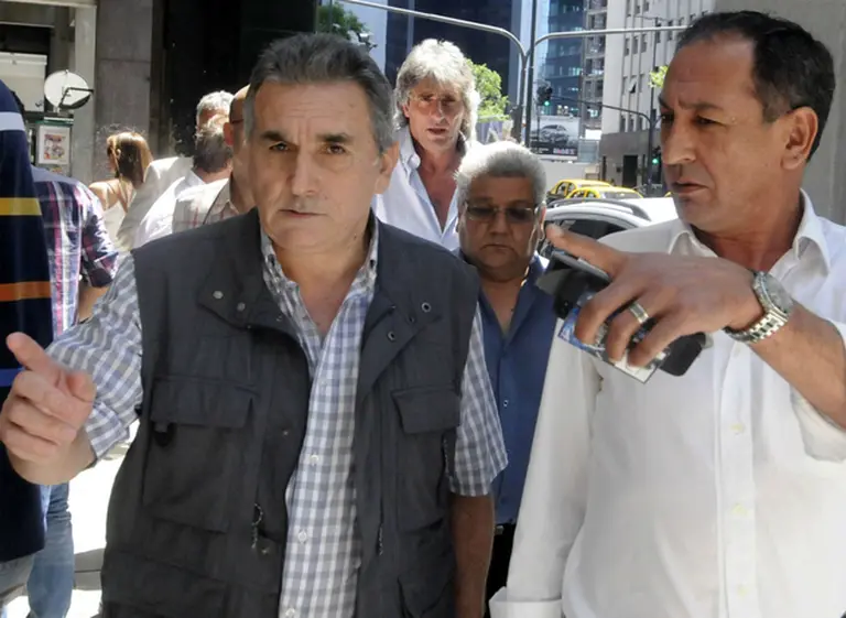 Gremios respaldaron el pedido de suba salarial del 50% que efectuó la UTA