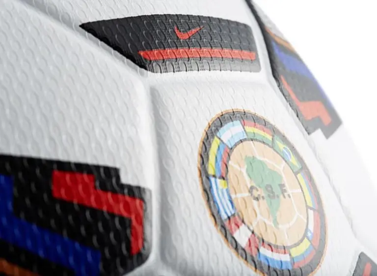 Nike presentó la pelota oficial para la Copa América 2015