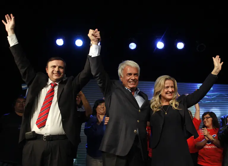 De la Sota se alejó de Massa y lanzó su candidatura presidencial para 2015