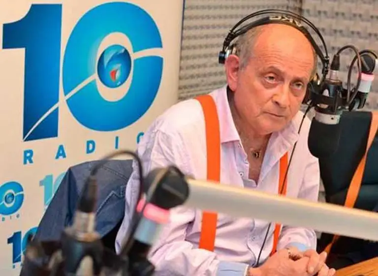 "Chiche" Gelblung, afuera de C5N y Radio 10