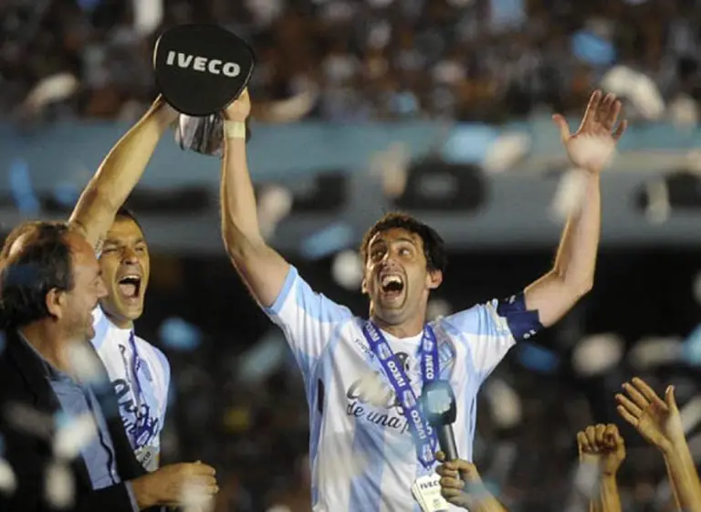 Diego Milito: "Volví­ para ver esto. Es un sueño para mí­"
