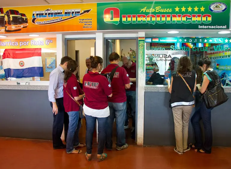 Clausuran a 18 empresas de ómnibus que no efectuaban la percepción del 35%