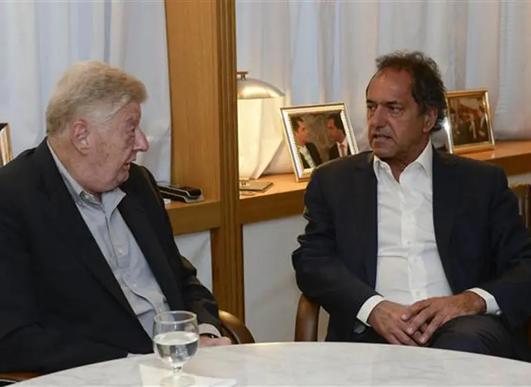 Kicillof quiere alejar a Miguel Bein de los equipos de Scioli