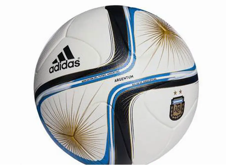 El nuevo torneo de 30 equipos se jugará con una nueva pelota