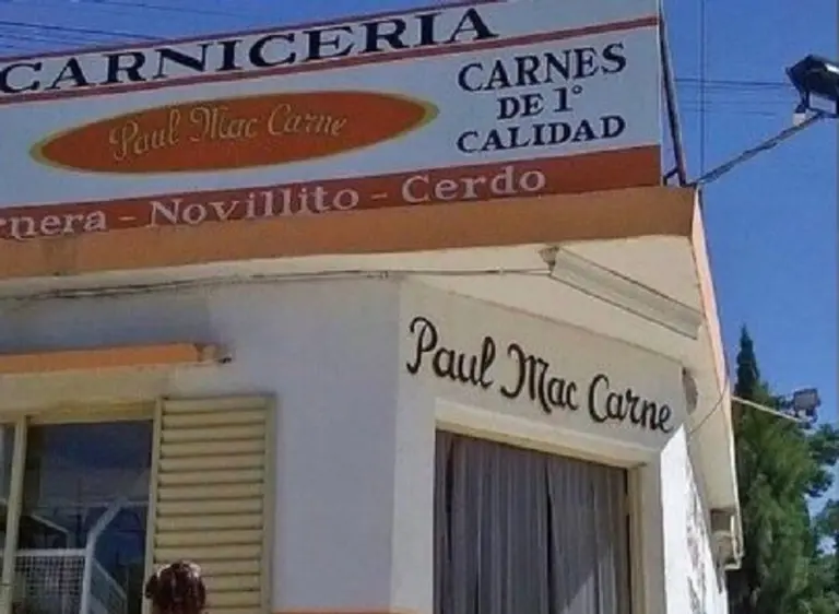 Un cordobés llamó "Paul Mac Carne" a su carnicerí­a y el ex Beatle lo saludó