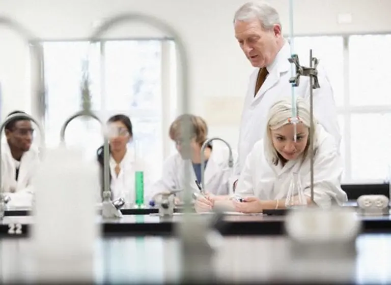 Crean un consorcio de universidades jóvenes de alto nivel de investigación