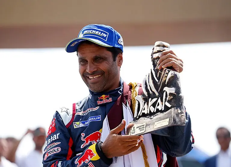 ¿Quién es el prí­ncipe catarí­ Nasser Al-Attiyah, ganador del Dakar 2015?