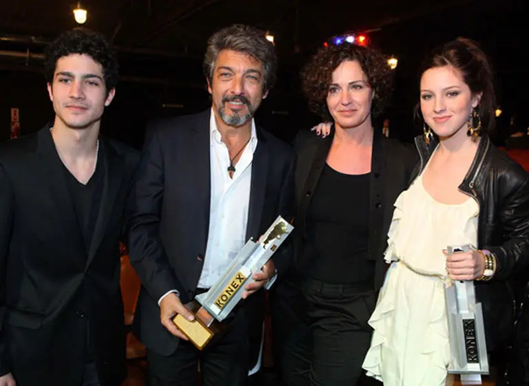 Polémicas declaraciones de la hija de Ricardo Darí­n: "Nos fumamos un porro en familia de vez en cuando"