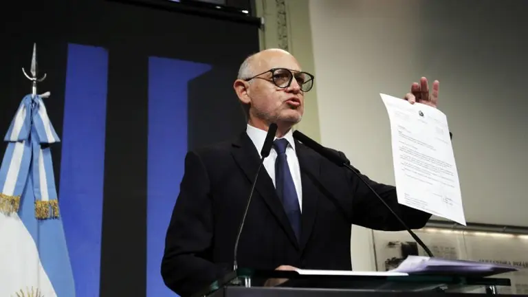 Héctor Timerman: "Irán puso la bomba que causó la voladura de la AMIA"