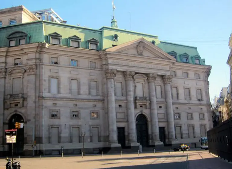 Hacienda negocia con el Banco Nación el giro de $20.000 millones de utilidades al Tesoro