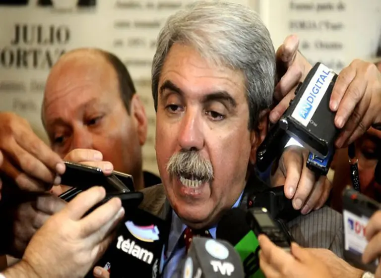 Para Aní­bal Fernández, el fiscal se suicidó "por ese bodoque que le dieron para presentar" contra Cristina