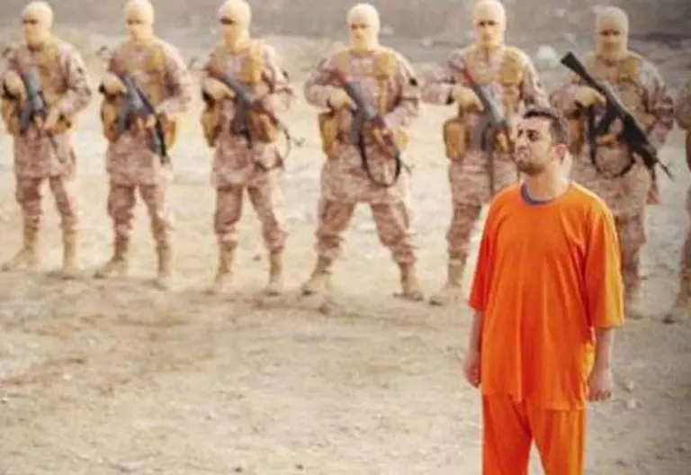 El Estado Islámico quemó vivo al piloto jordano que tení­a capturado