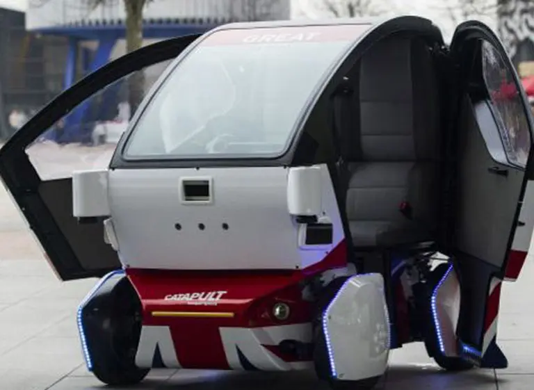 Ingenieros ya predicen un mundo en el que los autos se emancipan y hasta tienen hijos