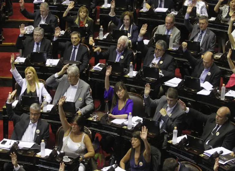 El oficialismo avanzó con el Presupuesto 2016 e intentará aprobarlo la semana próxima