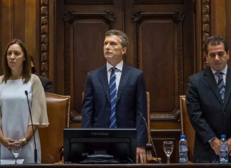 Encuesta: Macri se despega de sus rivales en la carrera presidencial