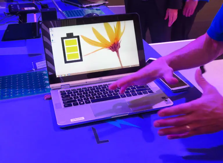 Llega el adiós a los cables para cargar el celular, la tableta y la computadora