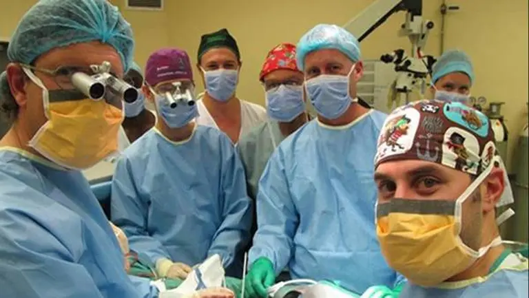 Realizaron primer trasplante de pene exitoso del mundo