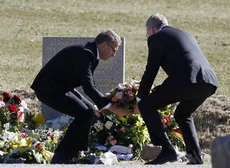 Lufthansa complicada: sabí­a que el copiloto padecí­a una depresión severa