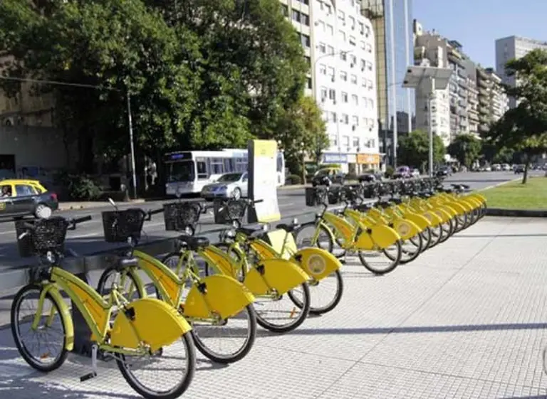 Grupo brasileño se quedarí­a con la concesión del sistema de bicis de Capital
