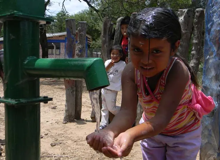 Datos de la UCA: 1,5 millones cayeron en la pobreza en los primeros 8 meses de la "era Macri"