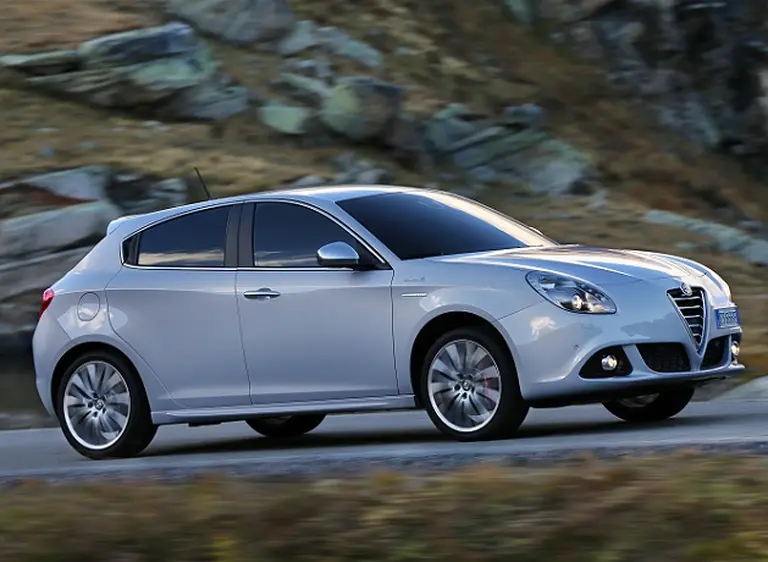 Alfa Romeo rebaja más de $70.000 el precio del Giuletta