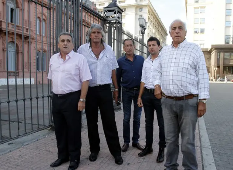 Gremios de transporte preparan una catarata de protestas para  julio