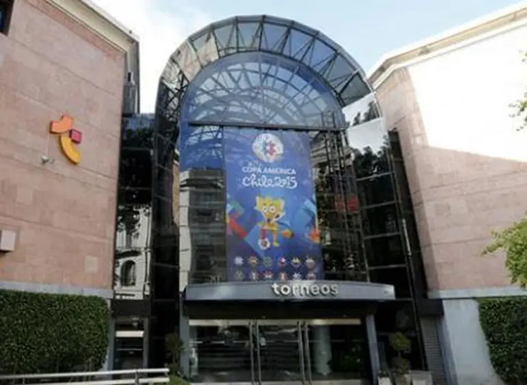 FIFA Gate:  AFIP amplió la denuncia y apunta a socios "buitres" de Direct TV