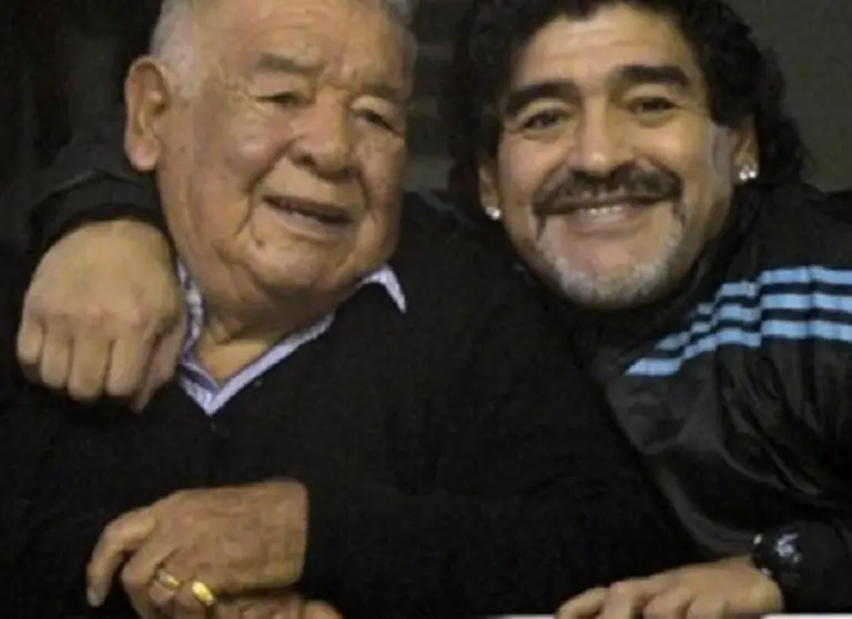 Falleció Don Diego Maradona, el padre del Diez