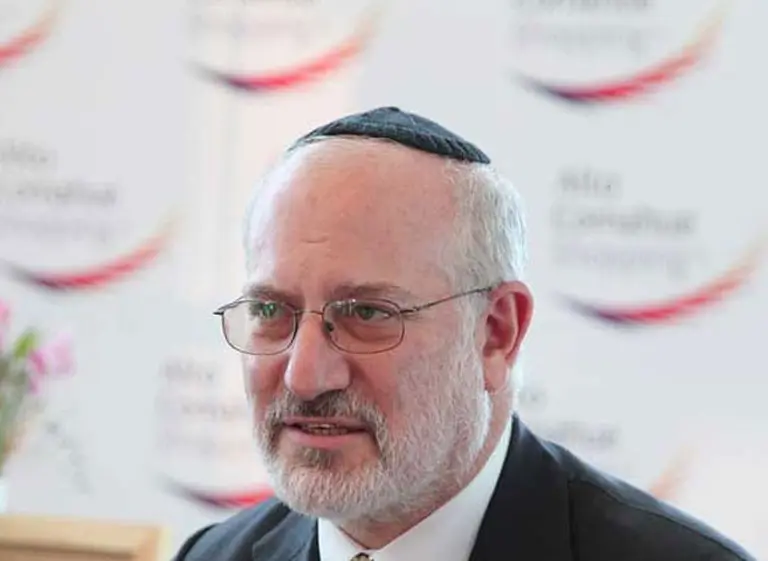 Elsztain lanzará préstamos para dejar de pagar el mí­nimo de la tarjeta