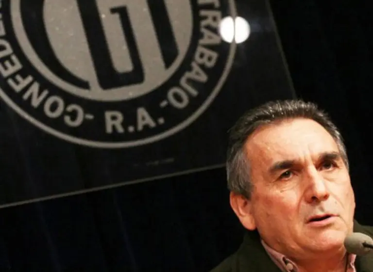 La CGT analiza reunión de emergencia por los despidos y suspensiones