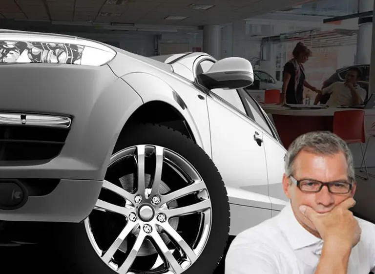 Efecto devaluación: ventas de autos 0Km paralizadas y reclamo por el impuesto interno