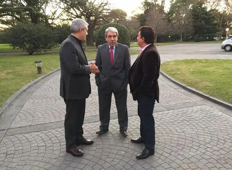 Una encuesta pone a Aní­bal Fernández 4,5 puntos por encima en la interna del FPV