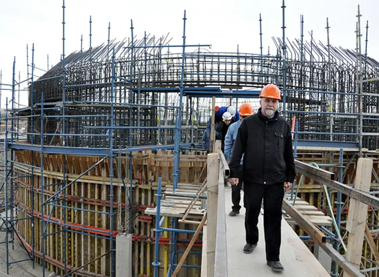 Aumenta el conflicto sindical en la base espacial china que se construye en Neuquén