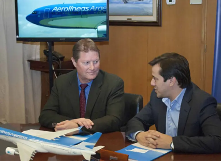 Aerolí­neas y Airbus cierran acuerdo para ofrecer capacitación técnica