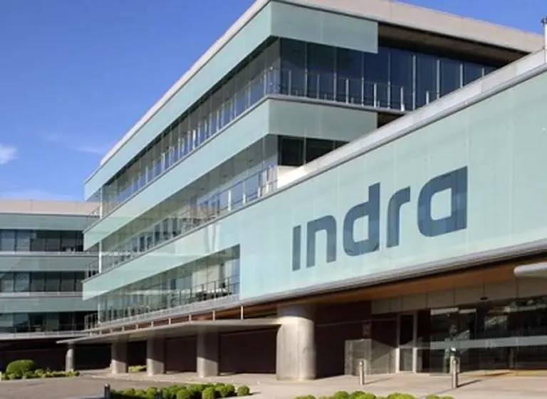 Indra agrupará las actividades de tecnologí­as de la información en una compañí­a