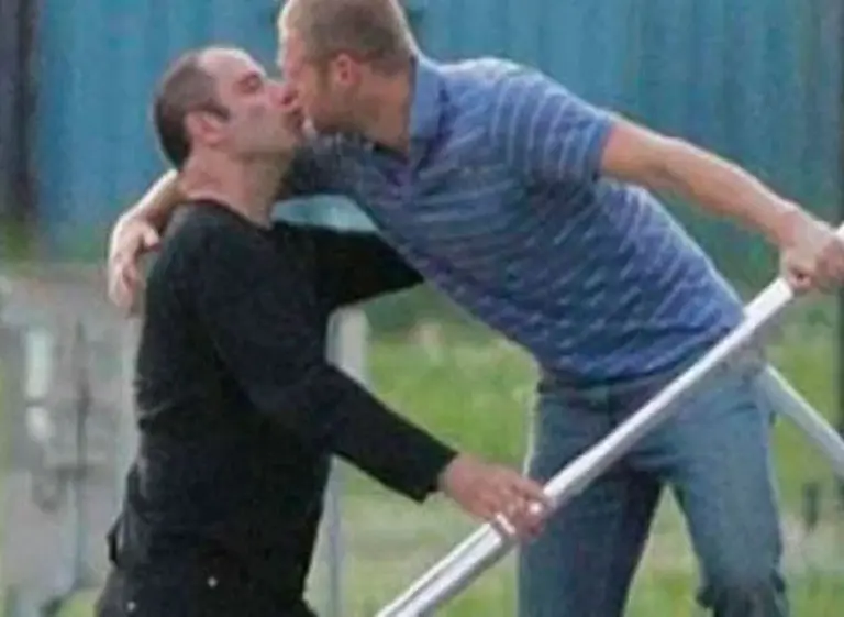 John Travolta en juicio contra un ex amante piloto