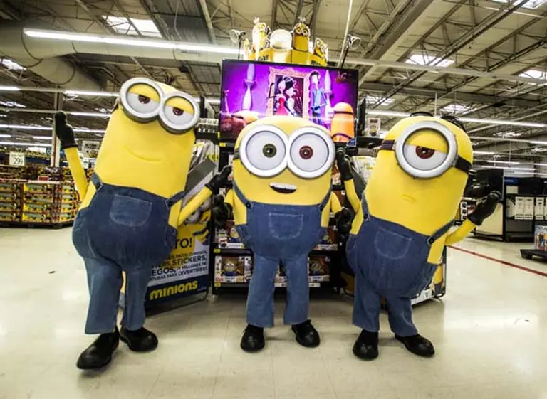 Los Minions van al supermercado en vacaciones de invierno